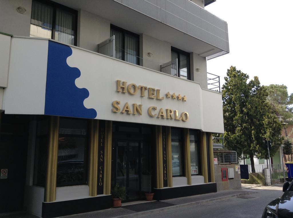 Hotel San Carlo Lignano Sabbiadoro Kültér fotó
