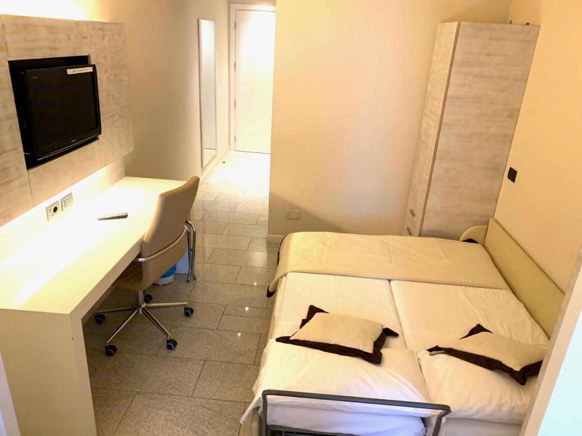 Hotel San Carlo Lignano Sabbiadoro Kültér fotó