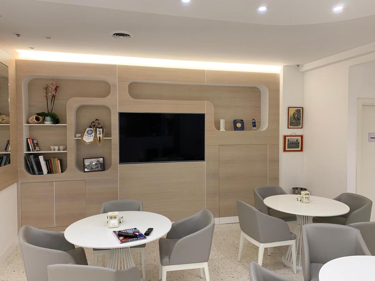 Hotel San Carlo Lignano Sabbiadoro Kültér fotó