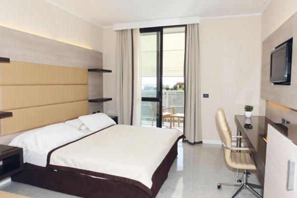 Hotel San Carlo Lignano Sabbiadoro Kültér fotó