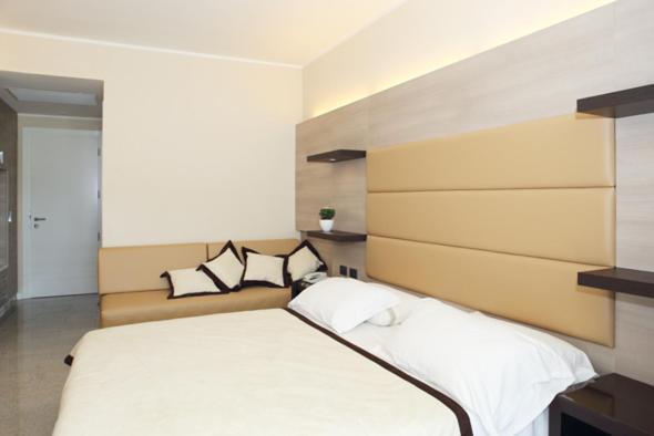 Hotel San Carlo Lignano Sabbiadoro Kültér fotó